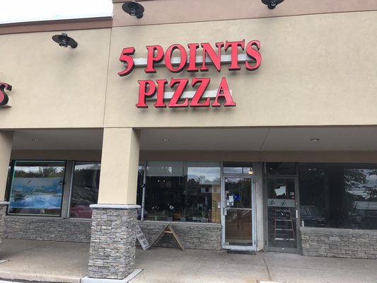 Five Points Pizza by null