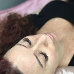 Lavilash by Janice - Lash extensions