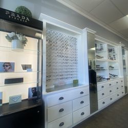 Eye Place Optometry - Eye glass selection