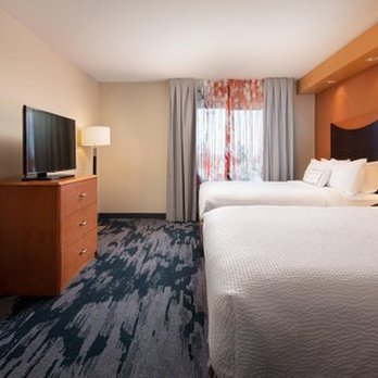 Fairfield by Marriott Inn & Suites Redding - Hotels Near Me - Redding, California