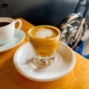 Café Kuya - Cortado - Filipino Near Me - Brossard, Quebec