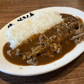 Oretachi Curry - Beef slice curry ($17.00) - Ramen Near Me - Vancouver, British Columbia