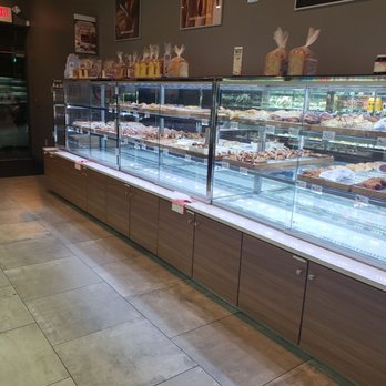 Paris Baguette - Bakeries Near Me - Philadelphia, Pennsylvania