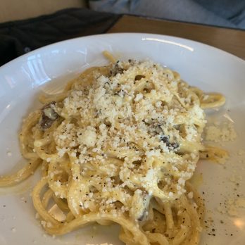 Evelina - Pasta carbonara - Italian Near Me - Brooklyn, New York
