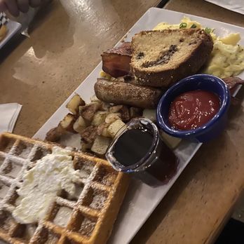 Joe's Farm Grill - Amazing! love the big joe! best thing in the menu!  Love Joe's for birthdays! - American Near Me - Gilbert, Arizona