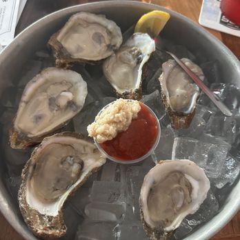 Bunky's Raw Bar & Grill - Sports Bars Near Me - Indialantic, Florida Bunky's Raw Bar & Grill - Sports Bars Near Me - Indialantic, Florida
