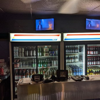 Peck Miller's - the back of the bar - Dive Bars Near Me - Philadelphia, Pennsylvania Peck Miller's - the back of the bar - Dive Bars Near Me - Philadelphia, Pennsylvania