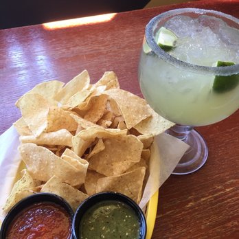 Moreno's Mexican Grill - Yummy margarita and chips n salsa. - Mexican Near Me - Chandler, Arizona