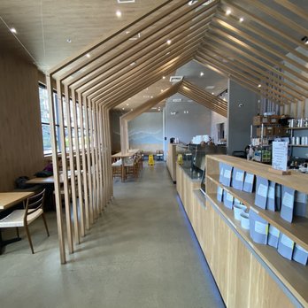 Nana's Green Tea - Inside - Desserts Near Me - Bellevue, Washington