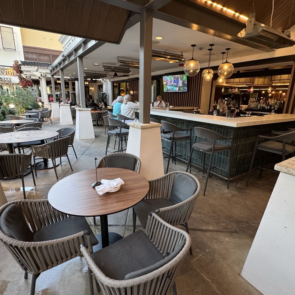 Taberna Burntwood - Outside - Bars Near Me - Naples, Florida Taberna Burntwood - Outside - Bars Near Me - Naples, Florida