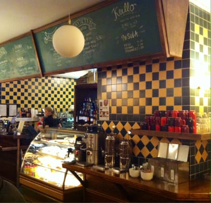 Café Tin Tin Tango by null