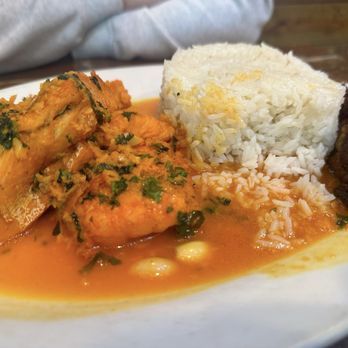 Cuban Pete's - Fish in a garlic sauce - Cuban Near Me - Montclair, New Jersey