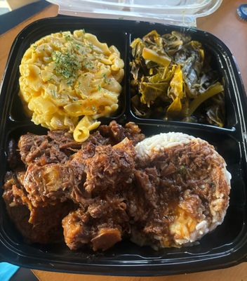 Daqs & Oxtails by null