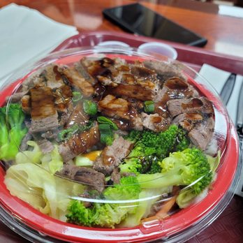 Top Grill - Veggie steak bowl - American Near Me - Murrieta, California Top Grill - Veggie steak bowl - American Near Me - Murrieta, California