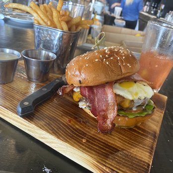 Finch - Finch burger! - American Near Me - Wildomar, California Finch - Finch burger! - American Near Me - Wildomar, California