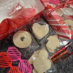 Kaja's Kreations - Inside