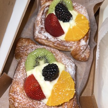 Paris Baguette - Coffee & Tea Near Me - Irvine, California Paris Baguette - Coffee & Tea Near Me - Irvine, California