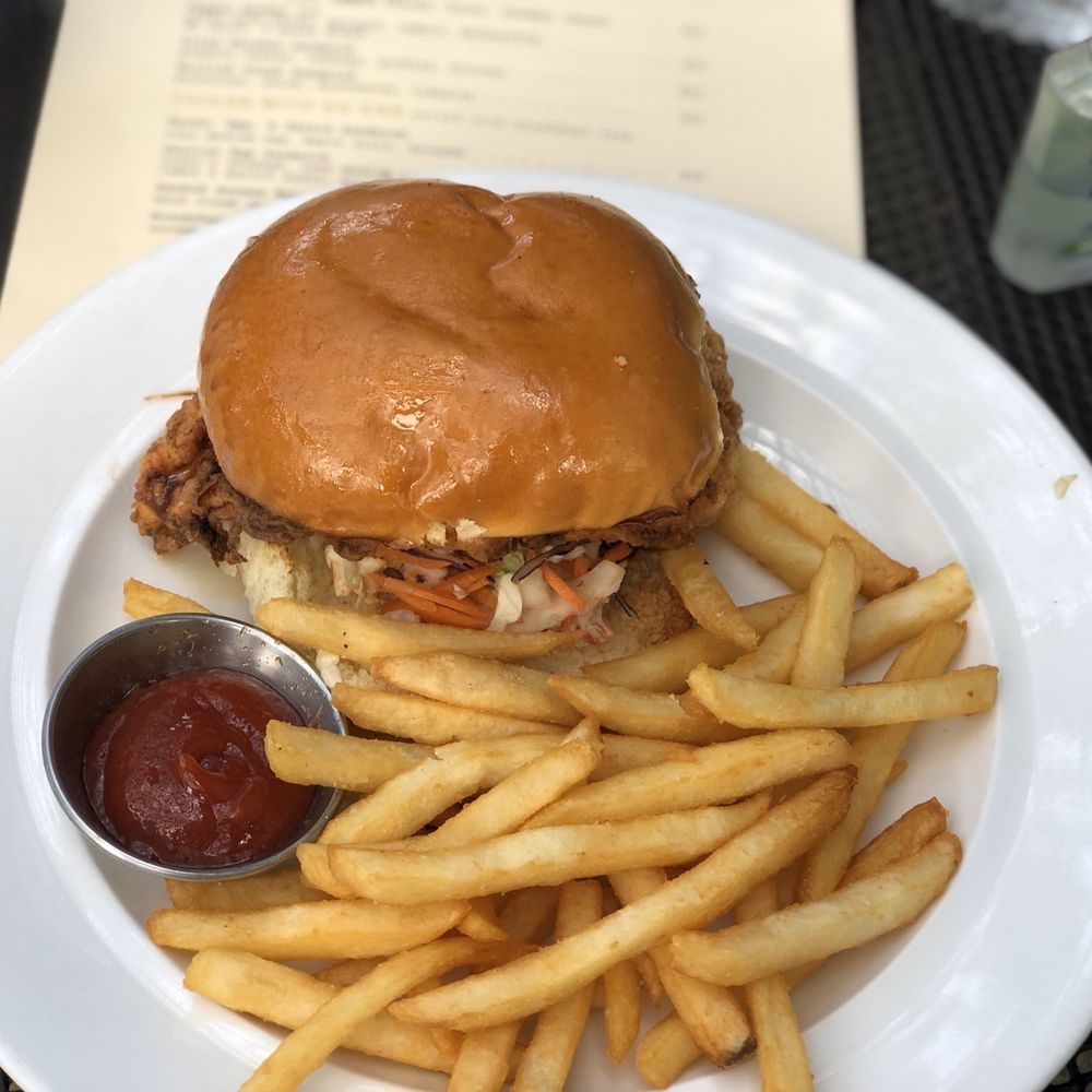 Moreland's Tavern - Fried chicken sandwich - American Near Me - Washington, DC, District of Columbia Moreland's Tavern - Fried chicken sandwich - American Near Me - Washington, DC, District of Columbia