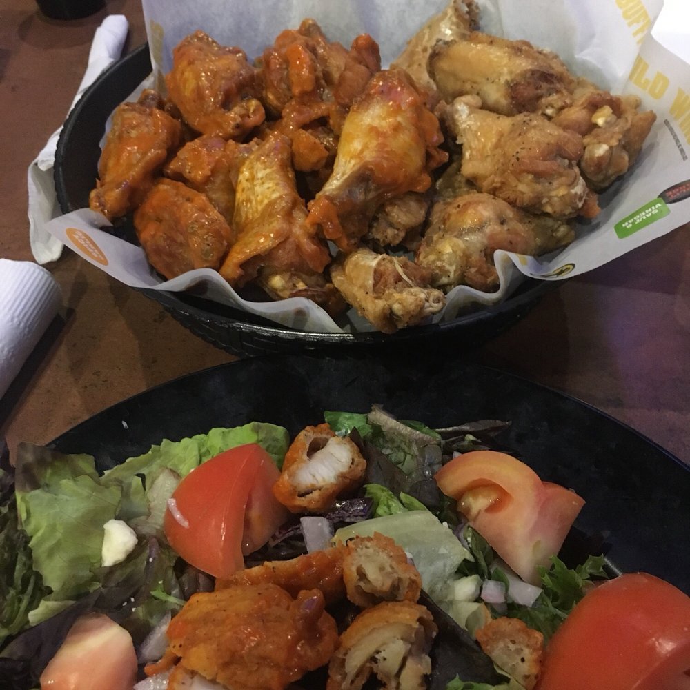 Buffalo Wild Wings - Sports Bars Near Me - Fredericksburg, Virginia