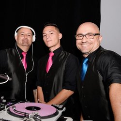 Traxx Entertainment - #traxxentertainment #weddings #djs