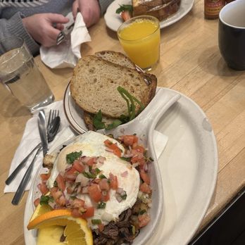 Bryn Mawr Breakfast Club - Skirt Steak Skillet - Breakfast & Brunch Near Me - Chicago, Illinois Bryn Mawr Breakfast Club - Skirt Steak Skillet - Breakfast & Brunch Near Me - Chicago, Illinois