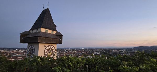 aiola upstairs by null