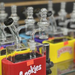 Marley Smoke Shop