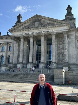 Reichstag Building by null