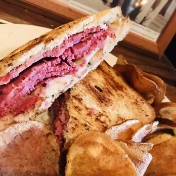Ulrich's Tavern - Rueben Sandwich - New American Near Me - Buffalo, New York