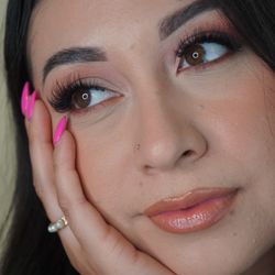 Wispy Lash Bar & Esthetics - Eyelash extensions- soft volume set + wispy style