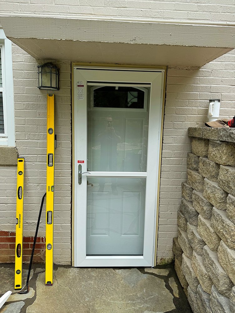 Slide of HammerTime Handyman