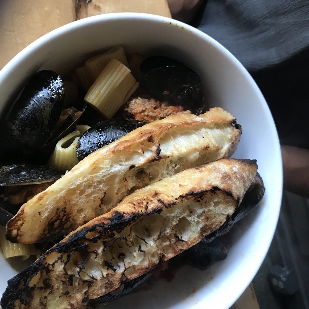 Muscles w pasta Muscles w pasta