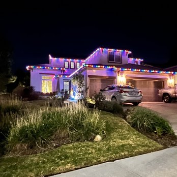Holiday Light Installers - Christmas Lights! - Holiday Decorating Services Near Me Holiday Light Installers - Christmas Lights! - Holiday Decorating Services Near Me