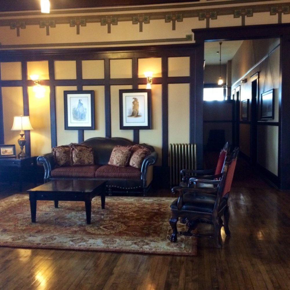 Sacajawea Hotel - Lobby - Hotels Near Me - Three Forks, Montana Sacajawea Hotel - Lobby - Hotels Near Me - Three Forks, Montana