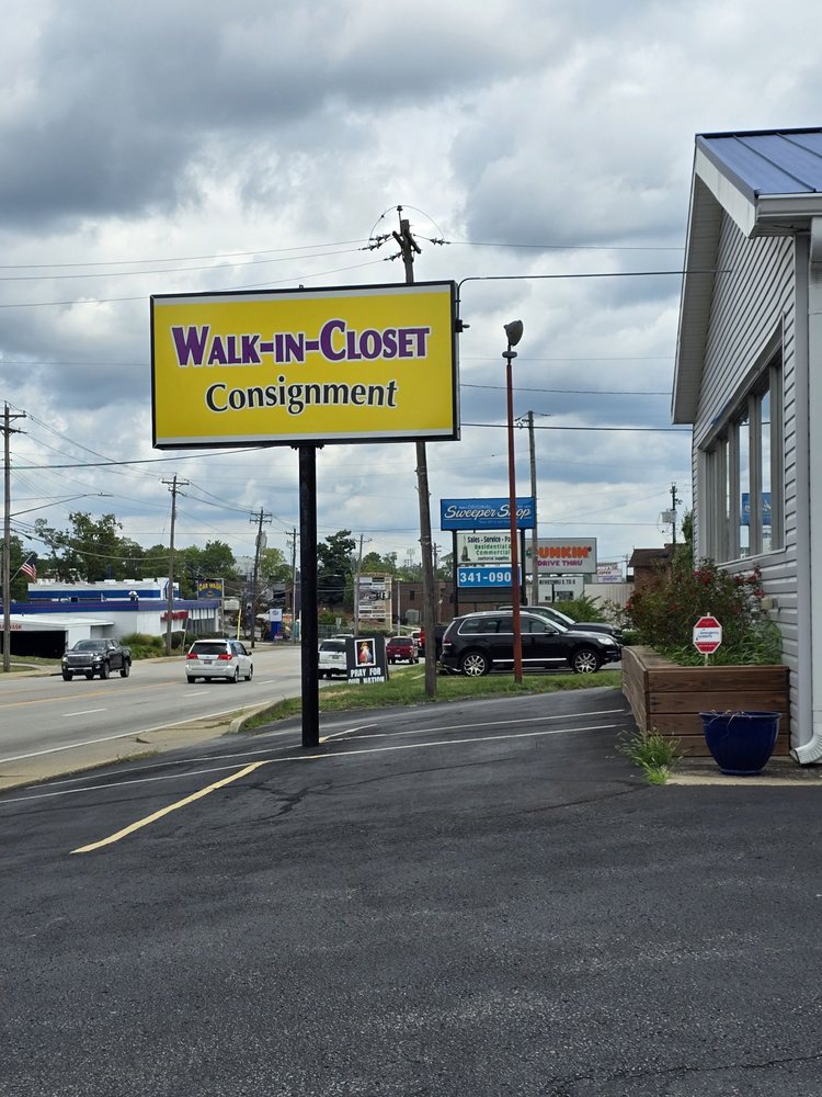 WALKINCLOSET Updated September 2024 3207 Dixie Hwy, Erlanger