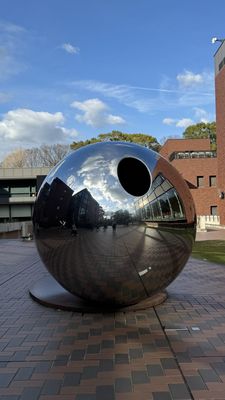 Tokyo Metropolitan Art Museum by null