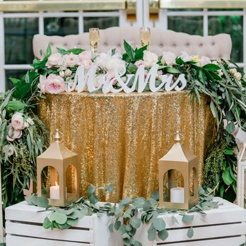 Petals With Style - Sweetheart Table Decor - Florists Near Me - Lancaster, Pennsylvania Petals With Style - Sweetheart Table Decor - Florists Near Me - Lancaster, Pennsylvania