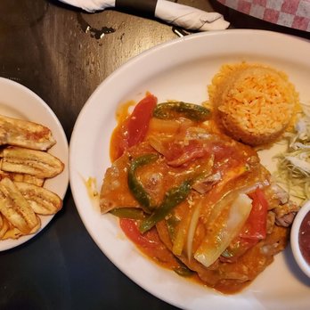 La sabrosita - Stewed pork chop, rice, salad, beans, cheese, and fried bananas - Latin American Near Me - Homewood, Alabama La sabrosita - Stewed pork chop, rice, salad, beans, cheese, and fried bananas - Latin American Near Me - Homewood, Alabama