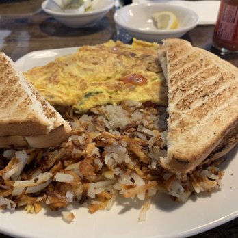 Penelope's diner - Mexican omelet - Breakfast & Brunch Near Me - Delray Beach, Florida