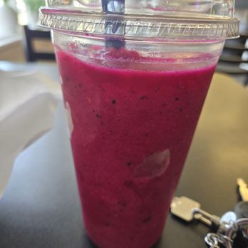 Cape Cod Coffee - Pitaya Smoothie - Coffee & Tea Near Me - Chatham, Massachusetts