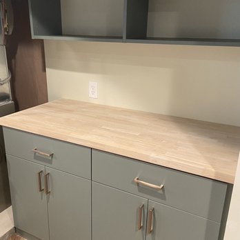 Chicagoland Custom Closets - Laundry room - Cabinetry Near Me - Skokie, Illinois Chicagoland Custom Closets - Laundry room - Cabinetry Near Me - Skokie, Illinois