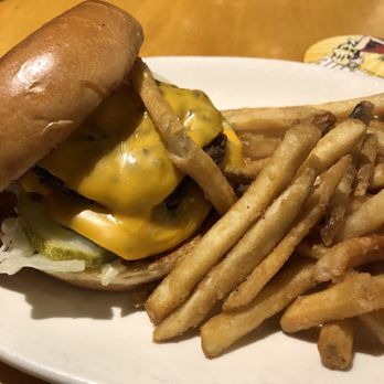BJ's Restaurant & Brewhouse - Smash Burger - American Near Me - Arcadia, California BJ's Restaurant & Brewhouse - Smash Burger - American Near Me - Arcadia, California