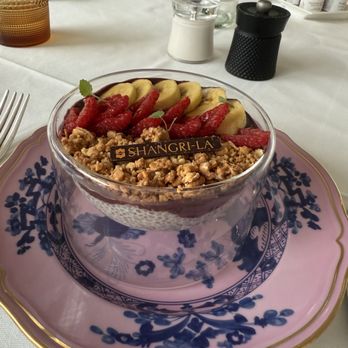 Shangri-La Hotel, Paris - Breakfast - Hotels Near Me - Paris, 75 Shangri-La Hotel, Paris - Breakfast - Hotels Near Me - Paris, 75