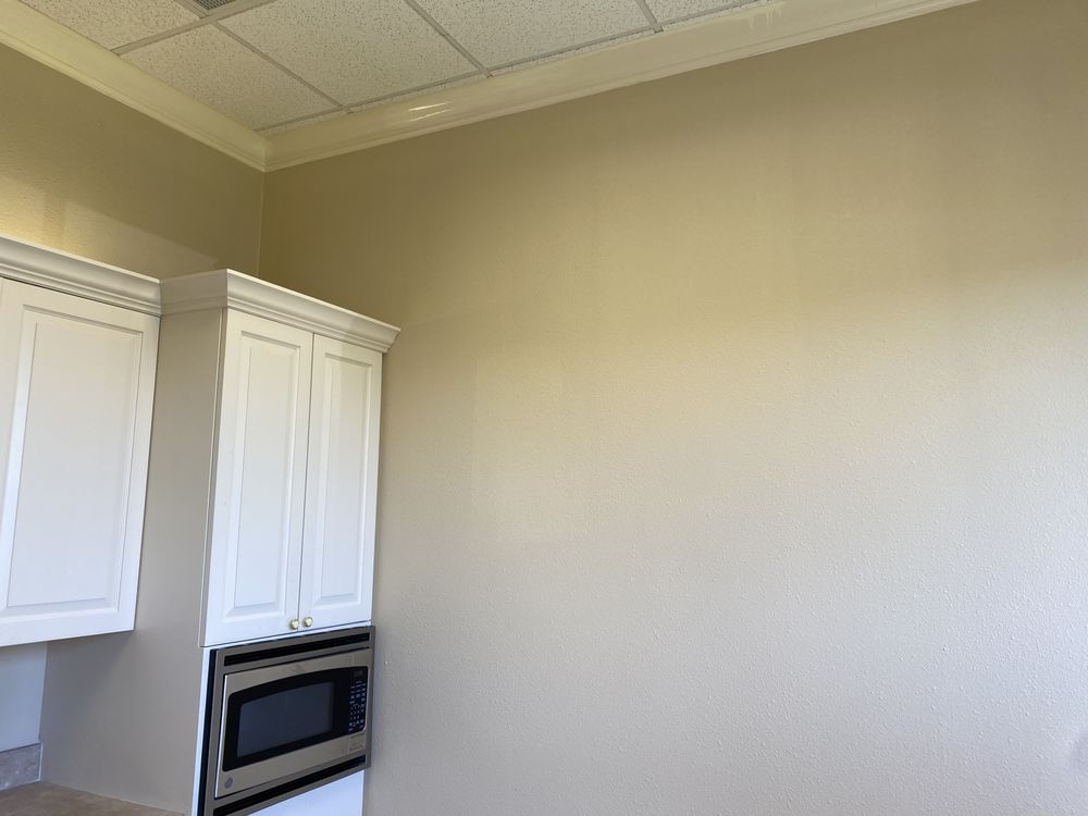 Slide of Rojo’s Custom Painting