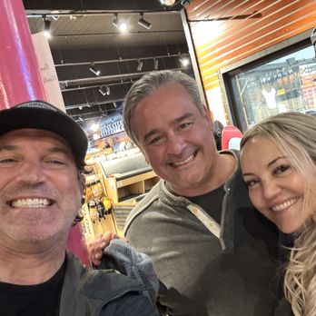Green Room - Ran into some friends at the Green Room - Ski & Snowboard Shops Near Me - Mammoth Lakes, California Green Room - Ran into some friends at the Green Room - Ski & Snowboard Shops Near Me - Mammoth Lakes, California