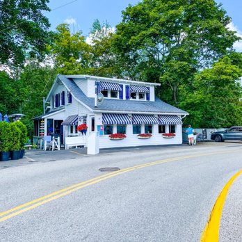 Cove Cafe - View from across the street - American Near Me - Ogunquit, Maine