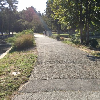 Briscoe Park - Typical trail - Parks Near Me - Snellville, Georgia