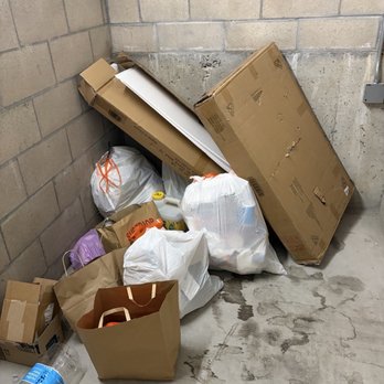Village at Montclair - Trash not being placed in proper receptacles - Apartments Near Me - Montclair, California Village at Montclair - Trash not being placed in proper receptacles - Apartments Near Me - Montclair, California