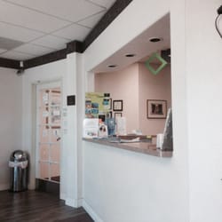 Family Dentistry of San Fernando - Nice clean office