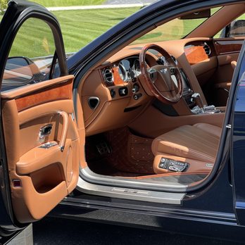Clanton Limousine Service - Limos Near Me - Crete, Illinois Clanton Limousine Service - Limos Near Me - Crete, Illinois